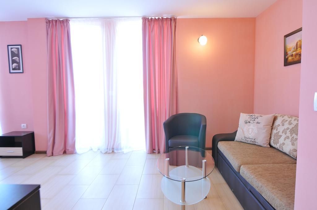 Diva Hotel Благоэвгард Номер фото